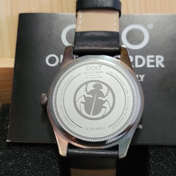 Unisex Out of Order Scarabeo Watch - Picture 2 of 4
